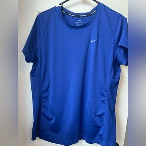 nike running electric blue top